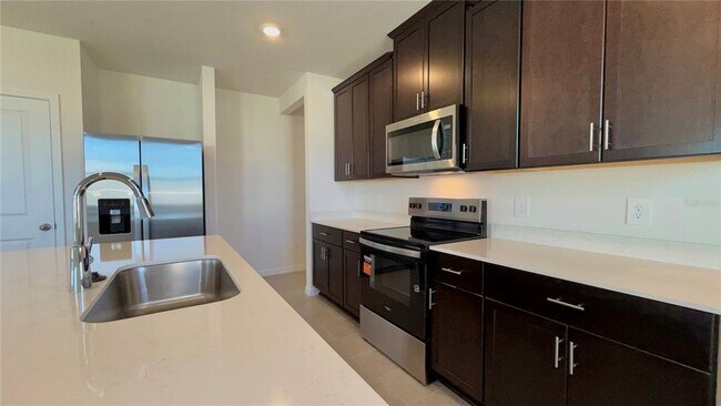 Building Photo - 5117 Native Mile Lp