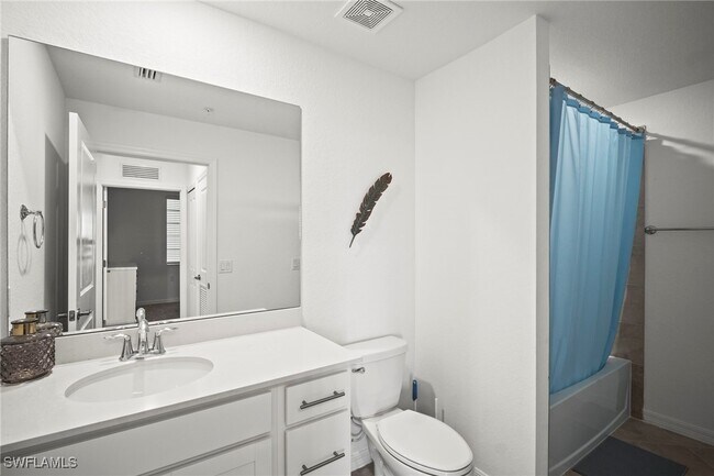 Foto del edificio - 15285 Grn Acrs Ave