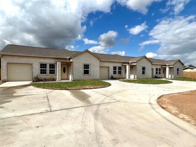 Building Photo - 9610 Puritan Way