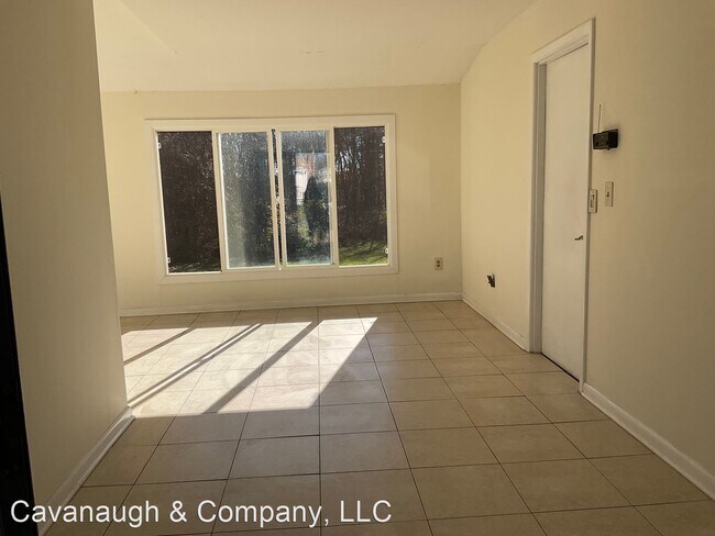 Foto del edificio - 3 br, 1 bath House - 87 Meadow Street