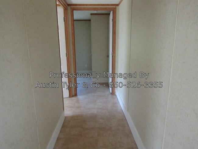 Building Photo - 8112 Old Spanish Trail