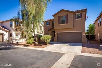 Building Photo - 2751 S Southwind Dr