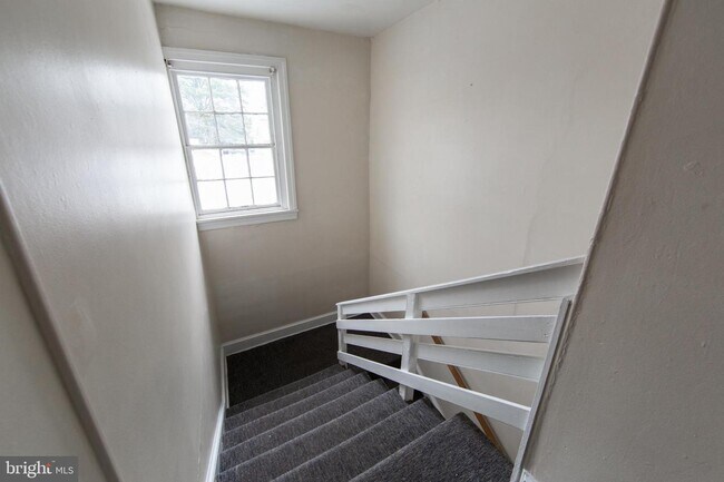 Foto del edificio - 129 E Gay St