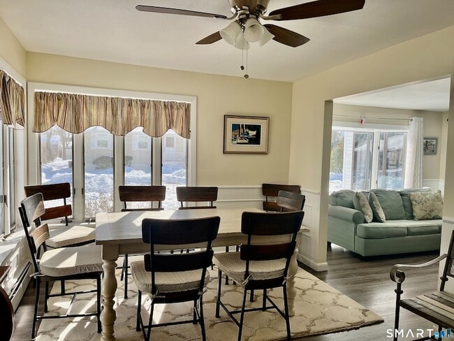 Foto del edificio - 51 Billow Rd