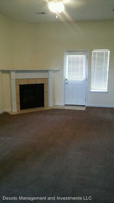 Foto del edificio - 8993 Savannah Ridge Dr