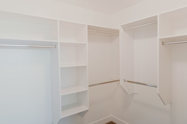 Master Closet - 182 E 2440 N