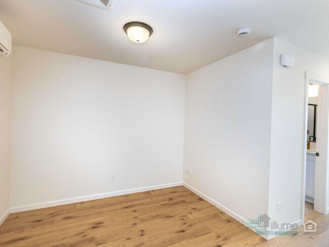 Foto del edificio - 8331 SE Kinnaman St