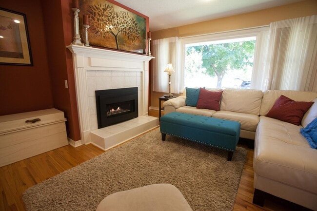 Building Photo - Remodeled Ranch Style Near Mayo Clinic