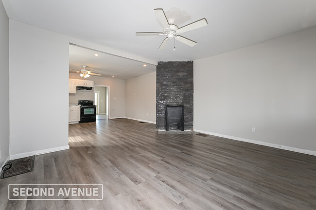 Building Photo - 308 Lea St