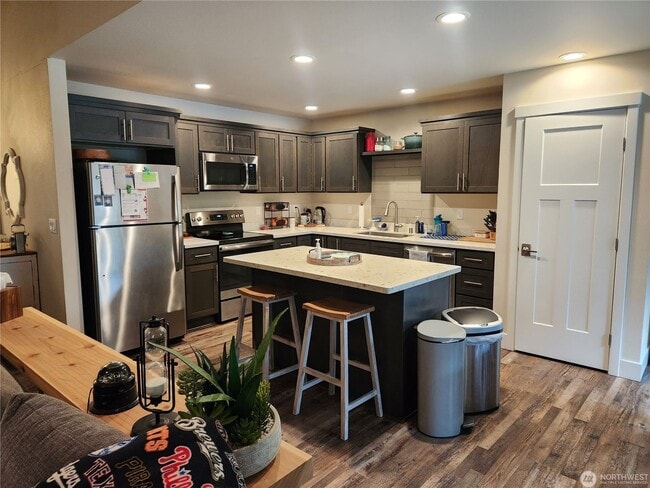 Foto del edificio - Newer Construction Home