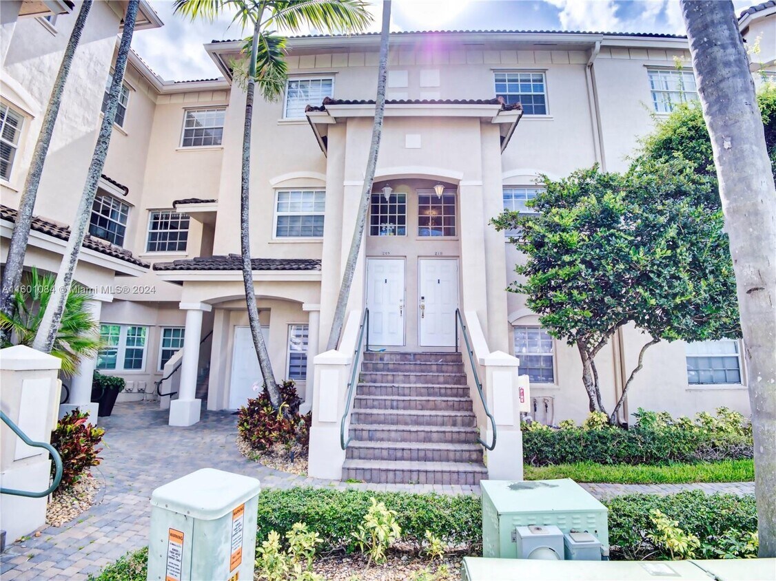 5630 NW 114th Path Unit 210, Doral, FL 33178 - Condo for Rent in Doral ...
