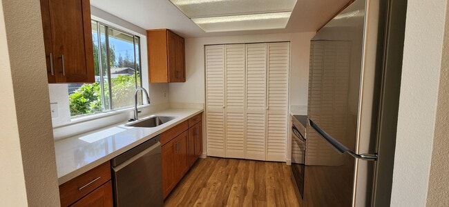 Building Photo - 32-4787