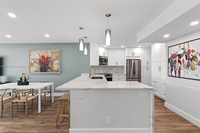 Foto del edificio - 2100 S Ocean Ln