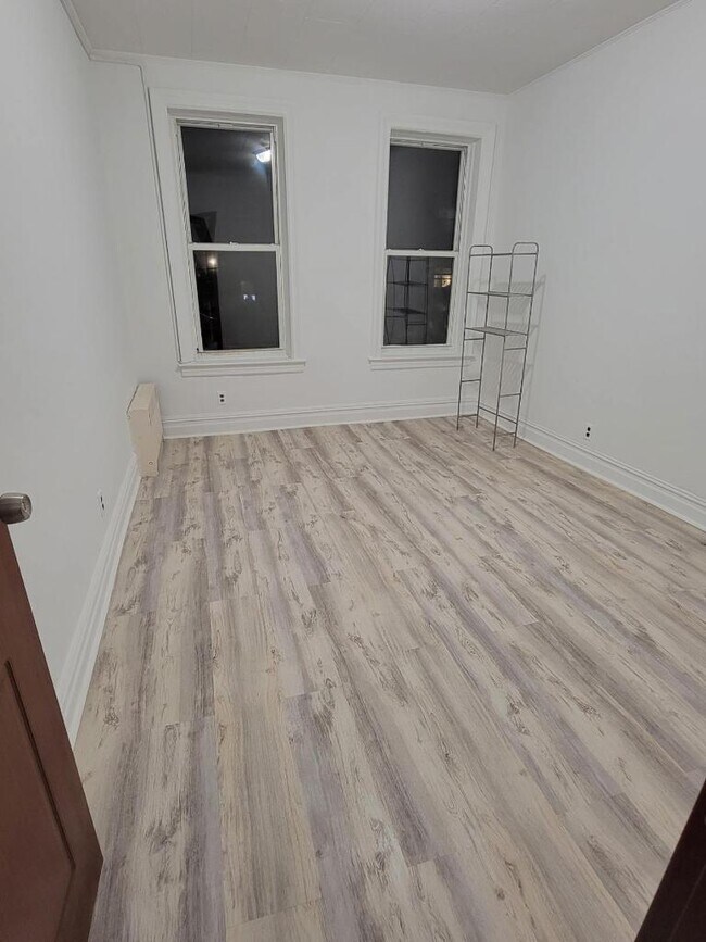 Foto del edificio - 8747 26th Ave