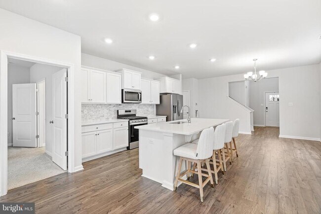 Foto del edificio - 54 Roberta Wy.