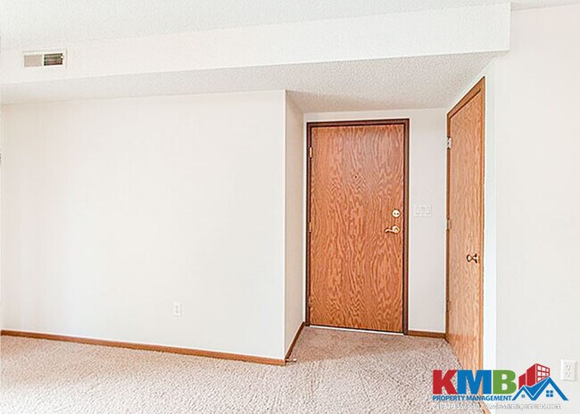 Foto del edificio - 43 Westside Dr