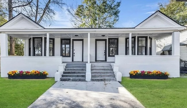 Building Photo - 1315 E Anderson St