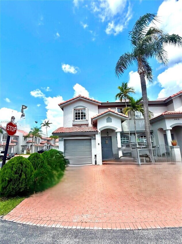 Photo - 5042 Northwest 114th Court, Doral, FL 33178 - 3 BR 2.5 BA townhouse