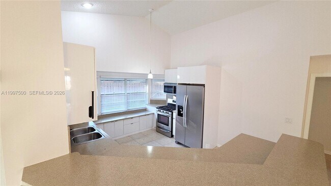 Foto del edificio - 3247 NW 123rd Ave