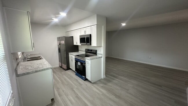 Foto del edificio - 821 Turtle Mound Dr