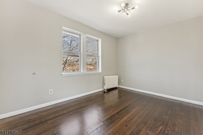 Foto del edificio - 1501 S Wood Ave