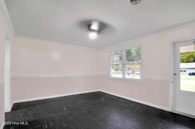 Foto del edificio - 521 Williams St