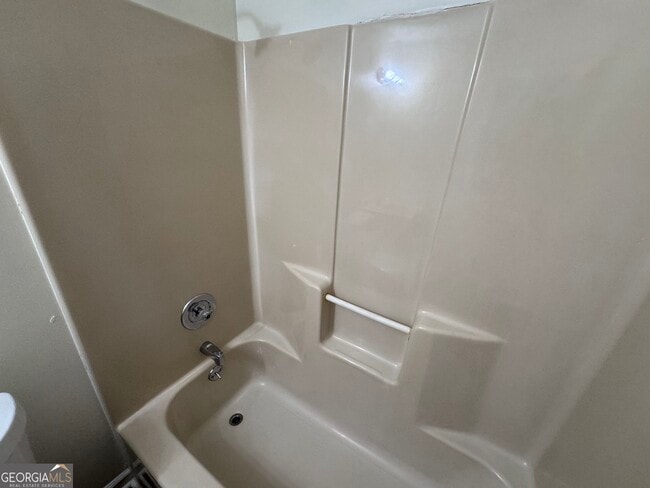 Building Photo - 510 Cypress Dr