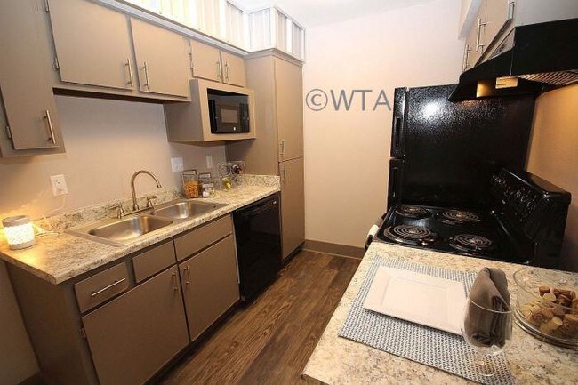 Building Photo - 1 bedroom in ROUND ROCK TX 78681