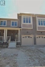 Building Photo - 81 Pettitt Dr