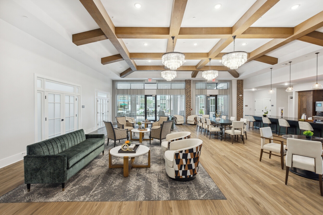 Foto principal - Everleigh Deerfield 55+ Active Adult Apartment Homes