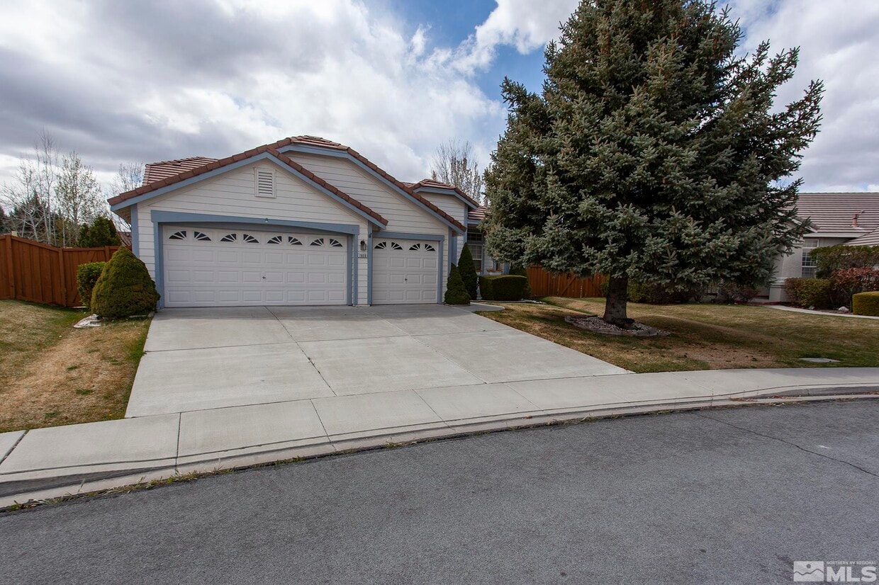 Primary Photo - 7855 Orbigo Ct