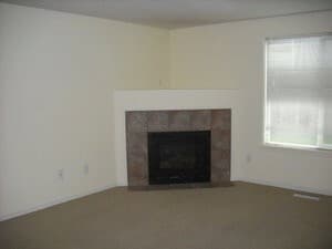 Building Photo - Spacious 4 Bedroom Home w/ Upstairs Laundry & Fully Fenced Yard!