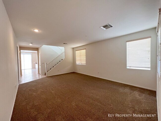 Building Photo - 251 Hickory Heights Ave