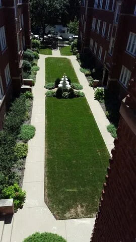 Foto del edificio - 1346.5 W Estes Ave