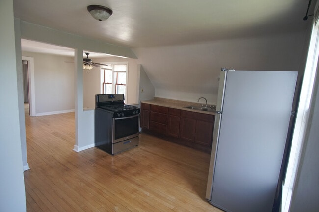 Building Photo - 3248 S Delaware Ave