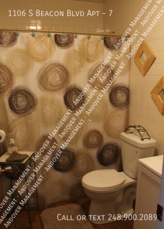 Foto del edificio - 1106 S Beacon Blvd