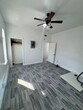 Foto principal - Spacious 4-Bedroom Home with Gourmet Kitch...