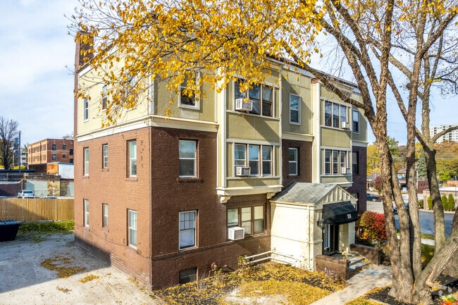 Building Photo - Sears Place