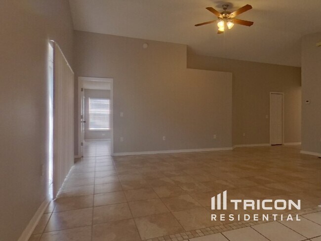 Foto del edificio - 23 Parkview Heights Blvd