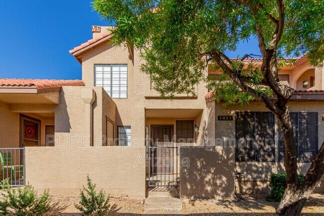 Foto del edificio - 8625 E Belleview Pl