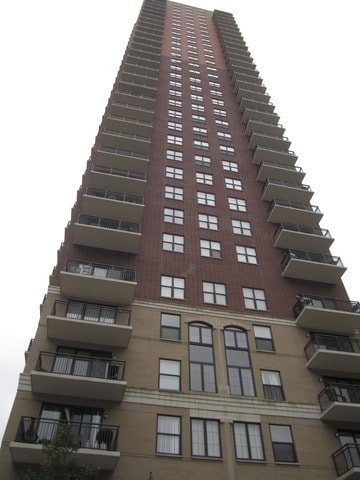 Building Photo - 41 E 8th St