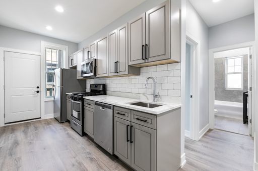 Foto del edificio - 6954 N Wolcott Ave