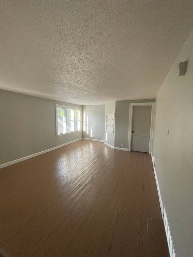 Building Photo - 2608 N 40th St