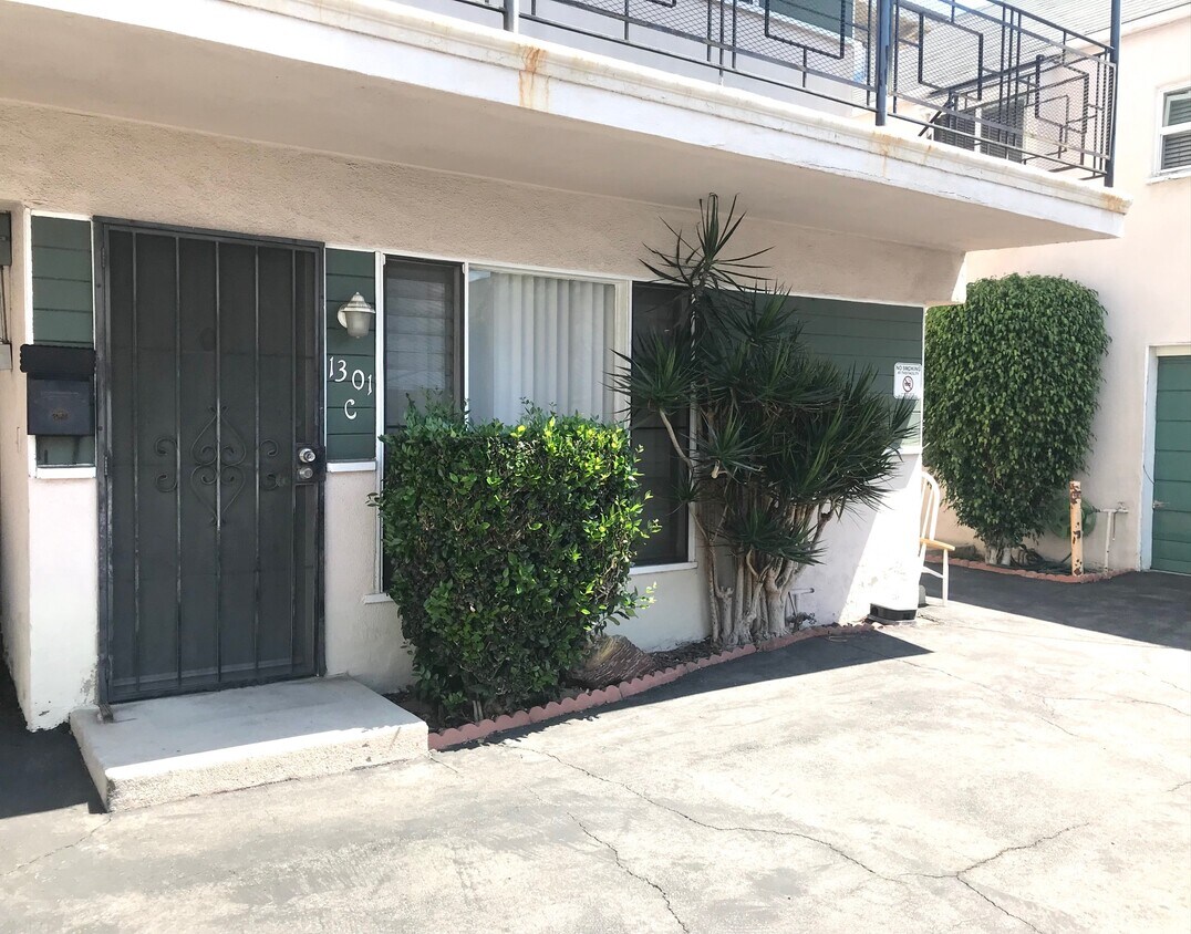 Foto principal - 1301 E Wilson Ave