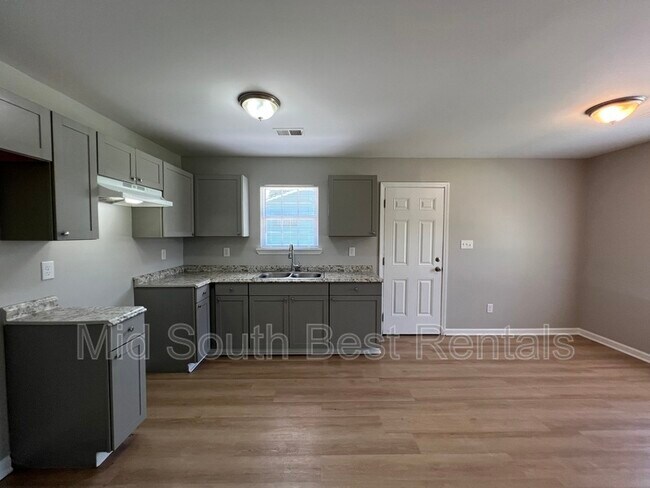 Building Photo - 3964 Dearborn St