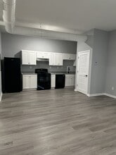 Building Photo - 776 Baconsfield Dr