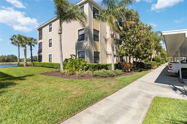 Building Photo - 7015 River Hammock Dr