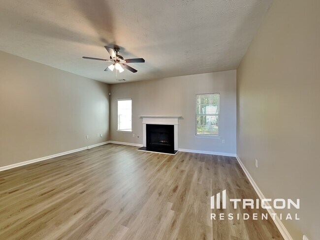 Foto del edificio - 70 Emerson Trail