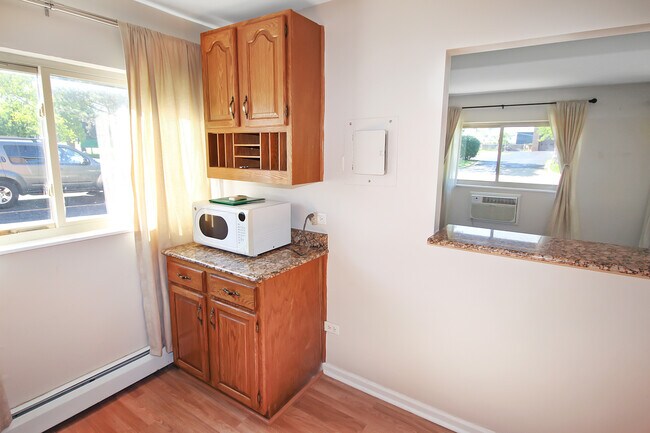 Foto del edificio - 659 E Fullerton Ave