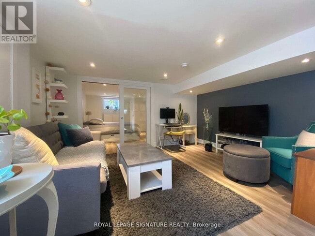 Building Photo - 17 Claremont St